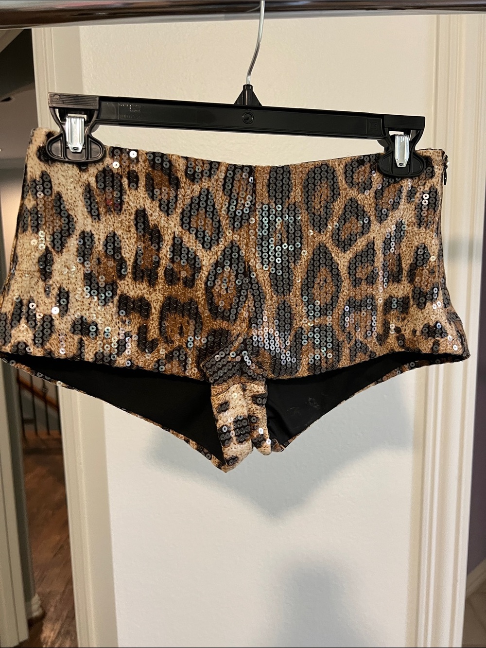 Edikted Leopard Sequin Women's Shorts - Tan, Brown, Black size small - Picture 1 of 5